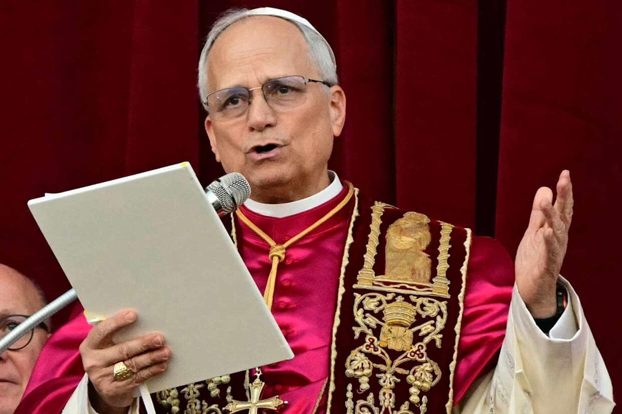 Pope allocates scholarships for students in Lebanon, Syria, and Iraq