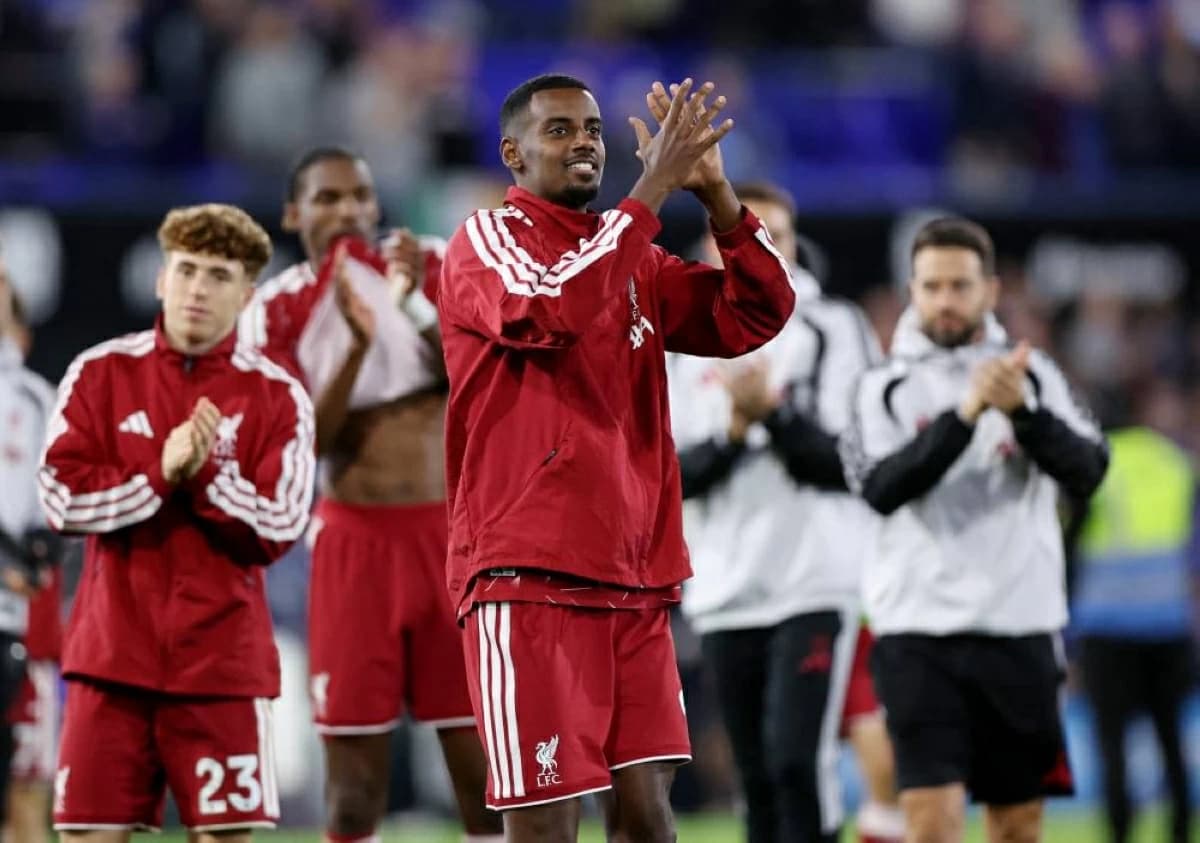 ليفربول يفوز بأول مباراة تحت إيراولا
