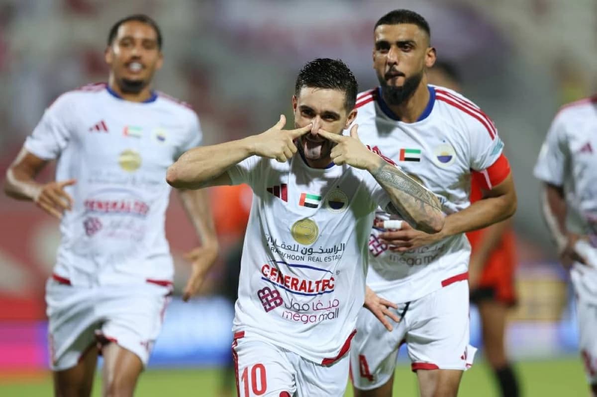 الشارقة يفوز على يونايتد