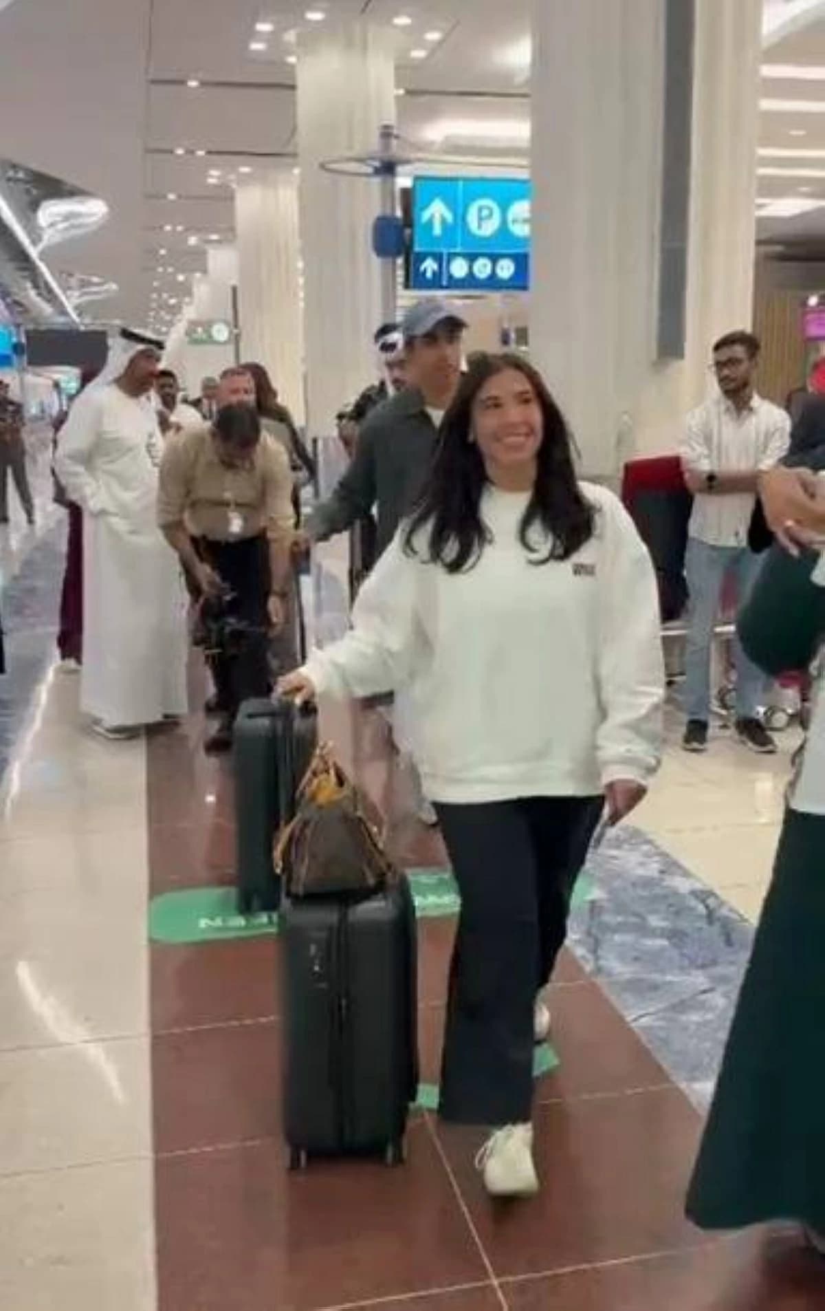 أول رحلة عبر «كليك وسافر» في دبي