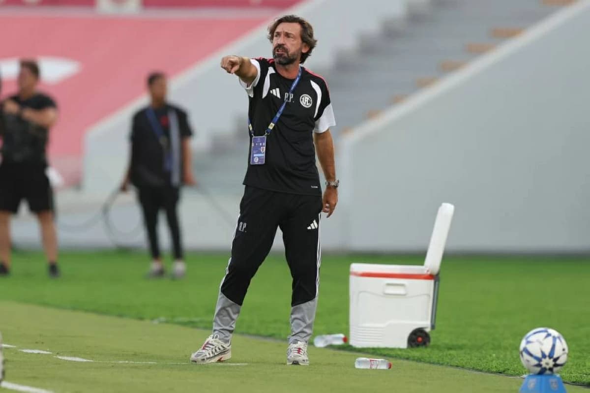 بيرلو يصف شباب الأهلي من كبار الإمارات