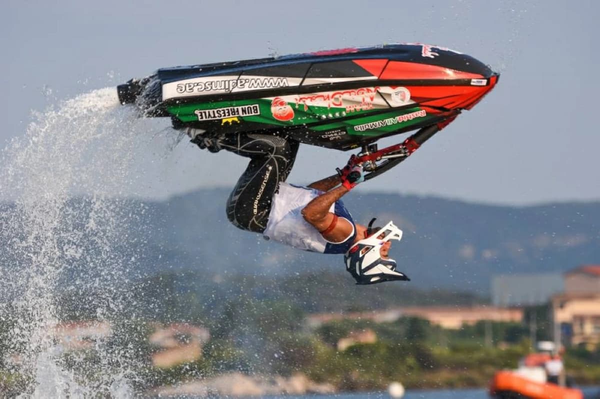 أبوظبي يستعد لمونديال الدراجات