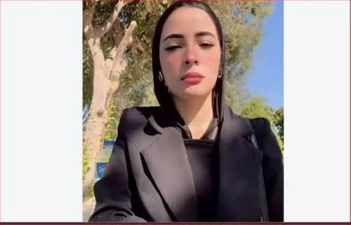 فيديو جدلي في مصر يوضح حادثة القبض على دينا عزت وزوجها