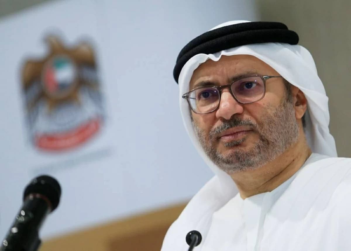قرقاش: الحوار المباشر مع إيران ضروري لحل الأزمة