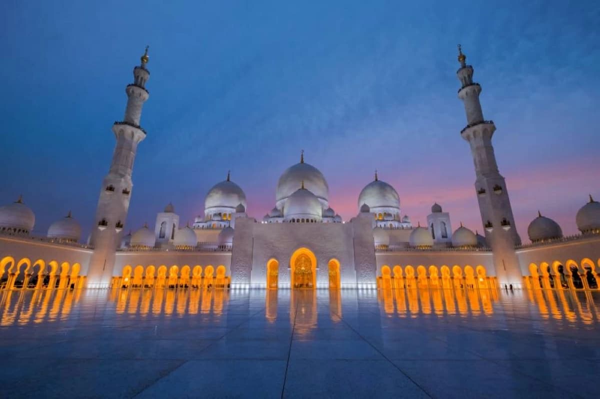 جامع الشيخ زايد الكبير يعزز الوئام