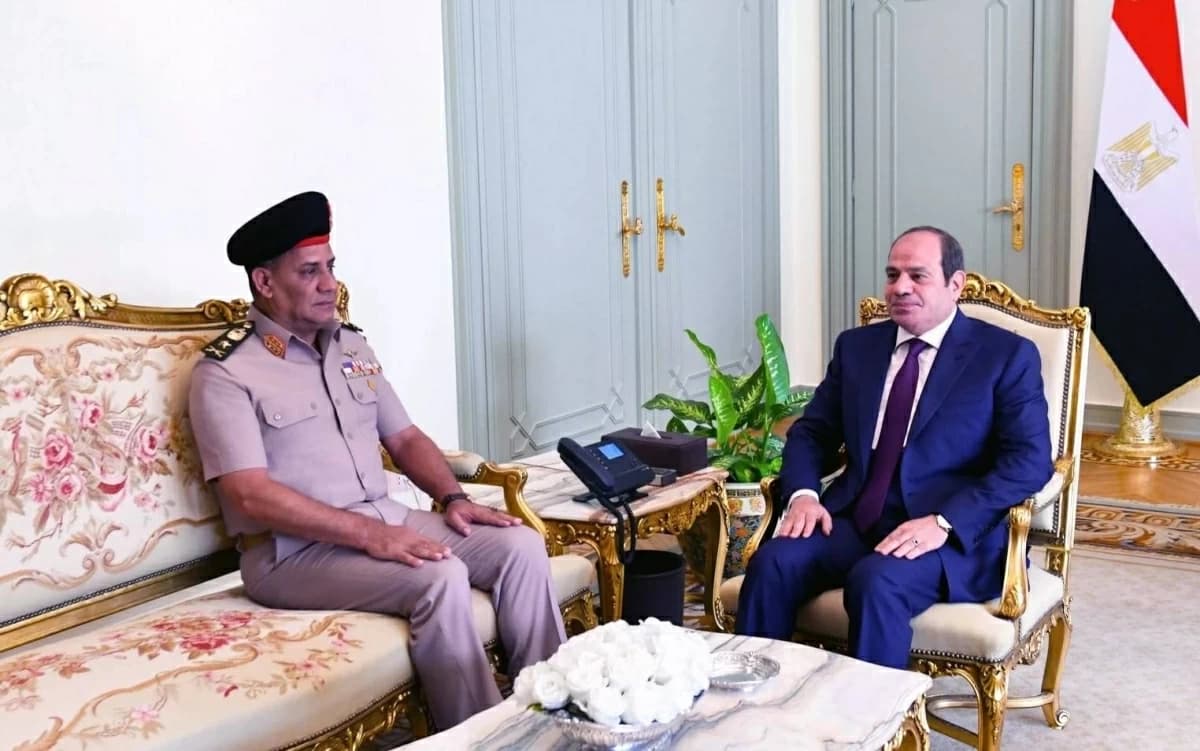 السيسي يمنح وزير الدفاع صلاحيات لمدة عام