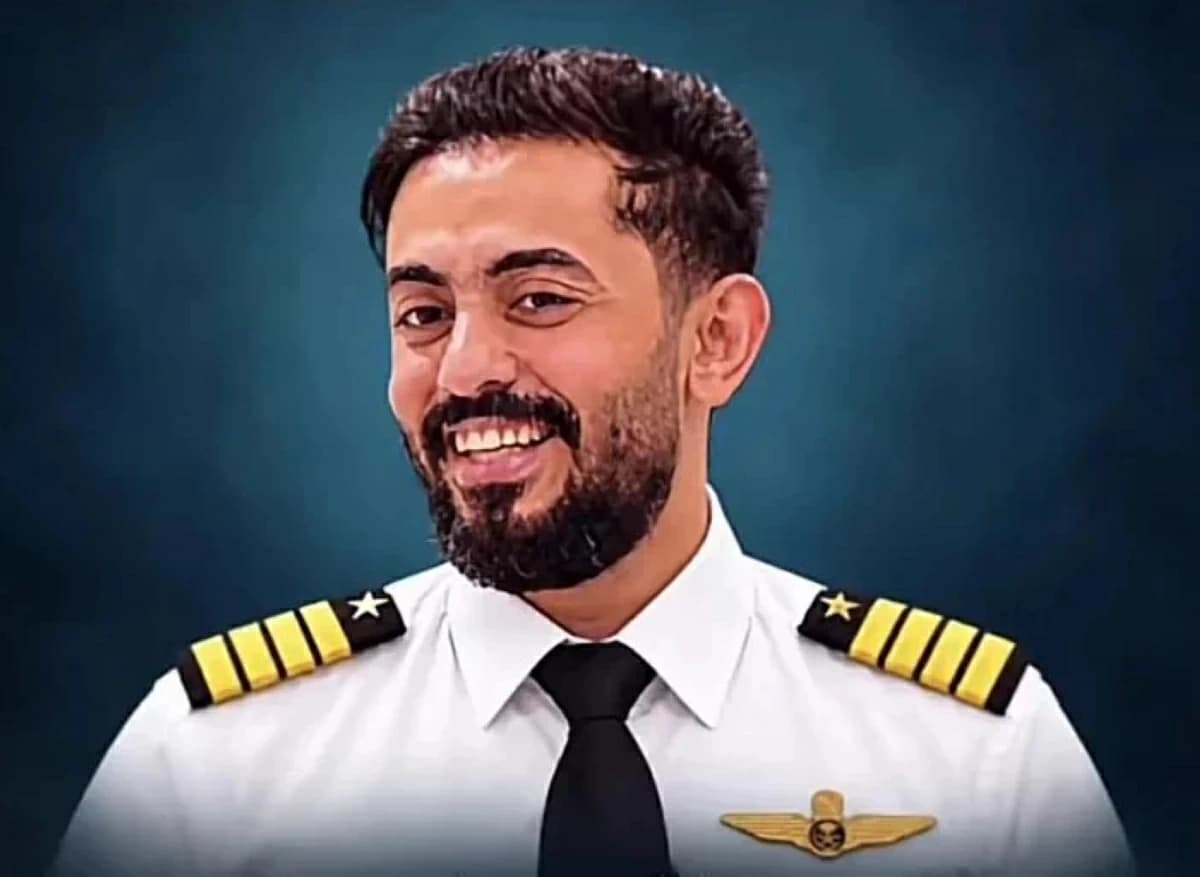 الخطوط السعودية تودع الطيار الكلثمي عقب حادث بمطار الملك خالد
