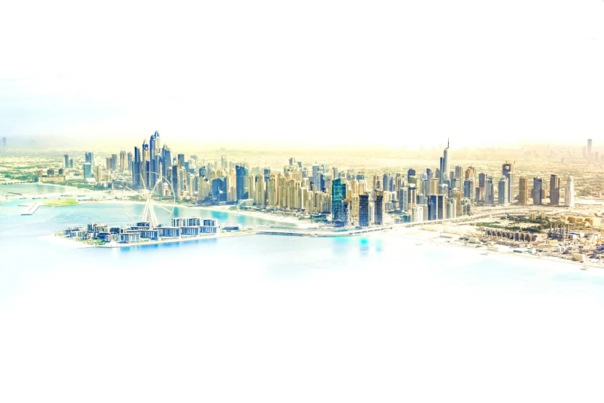 دبي تتجه شرقا عبر المحور الرابع