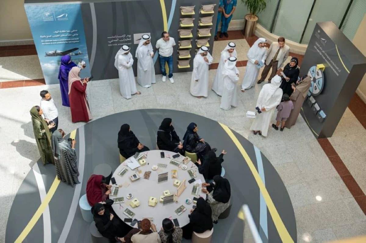 الطيران المدني بالشارقة يحيي يوم الإمارات للطيران
