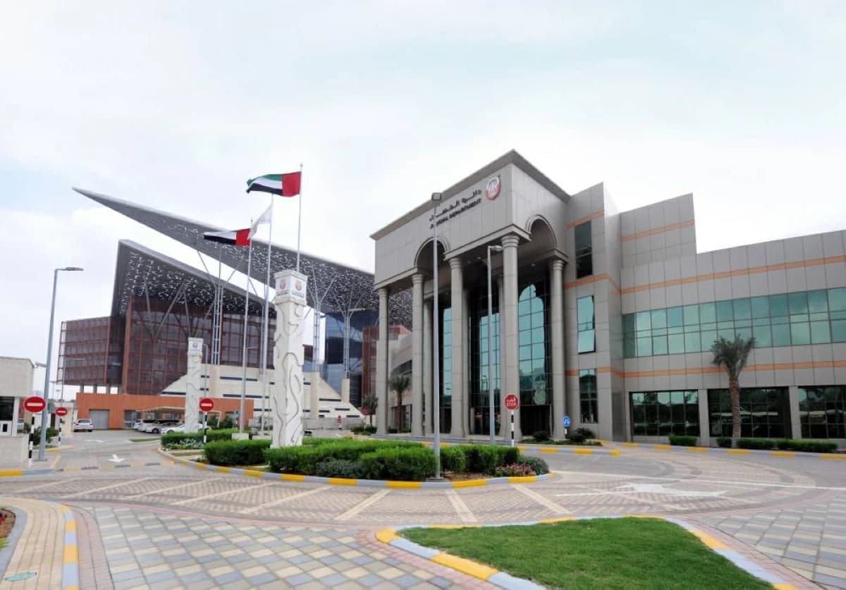 معلم يحكم عليه بالسجن 2 سنوات لإساءته لطلاب