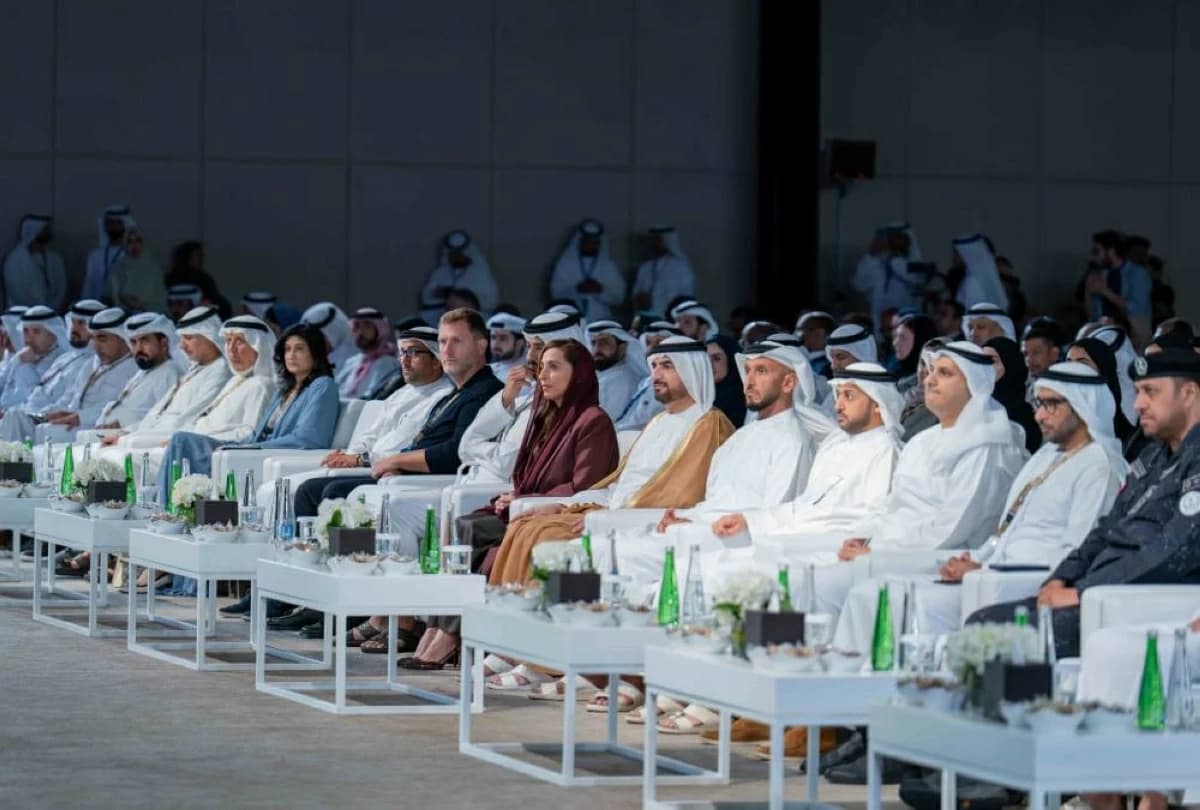 60 دولة تتبادل خبرات الاستثمار في الشارقة