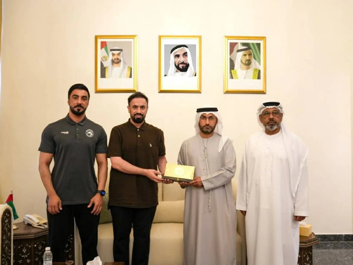 الشارقة يلتقي الاتحاد في نصف نهائي دمشق للسلة