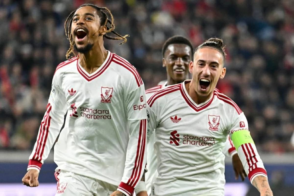 دوري أبطال أوروبا باركولا يعيد ليفربول