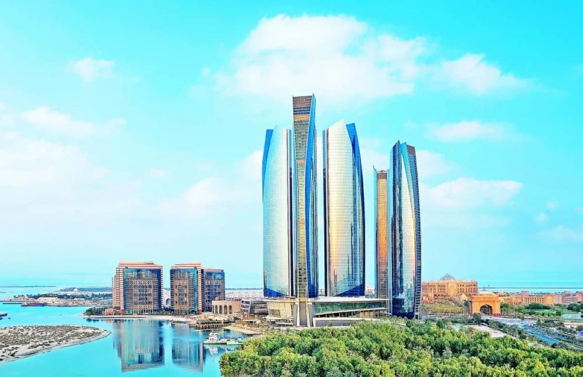 الإمارات تحقق نجاحات في جذب المستثمرين