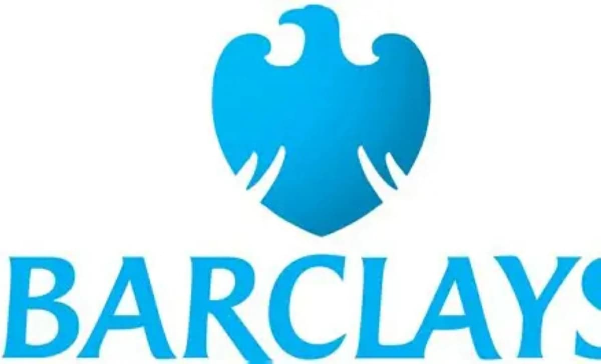 بنك إنجلترا يراجع سلوك باركليز