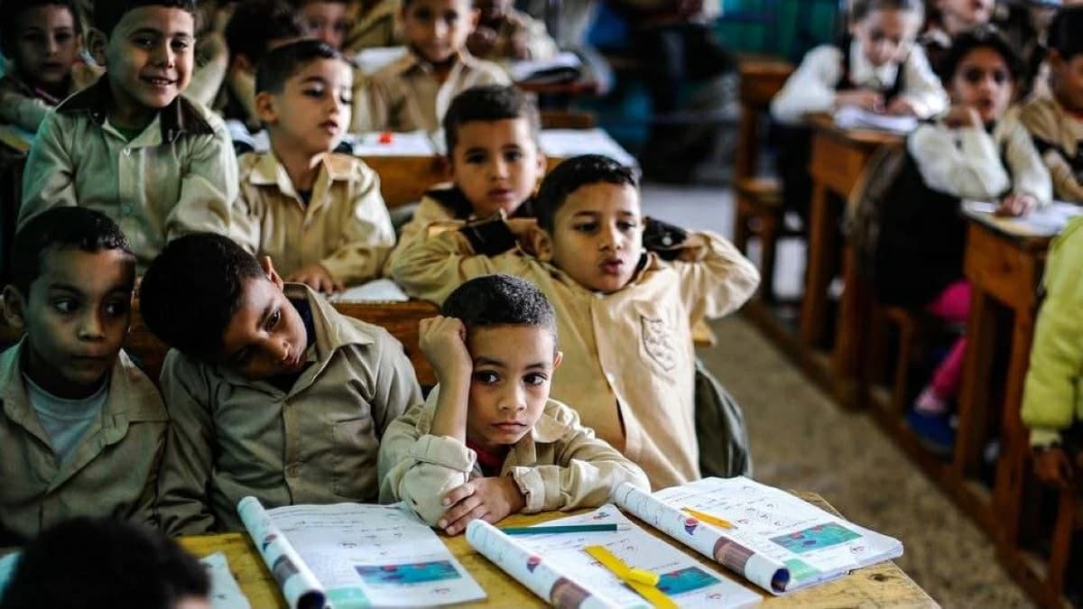مصر تحدد موعد إلغاء الفترات المسائية