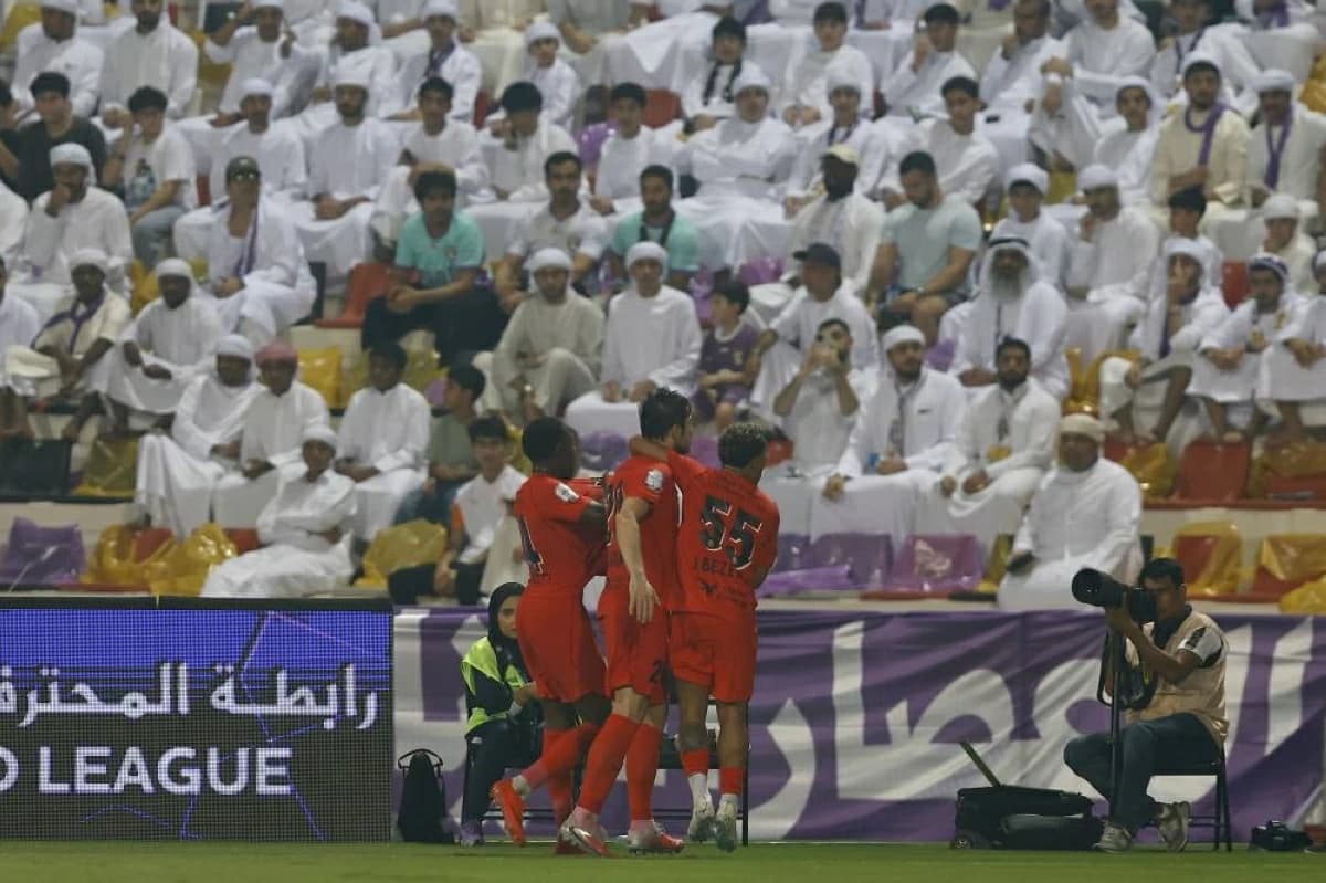 دوري أدنوك يشتعل بفارق نقطتين