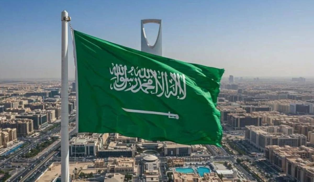 السعودية تتصدى لخمسة مسيرات