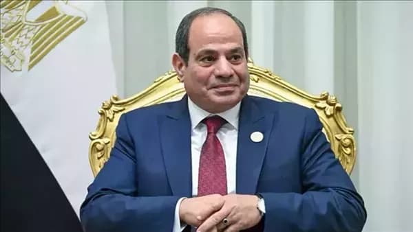 السيسي يناقش التعاون مع اليونان وقبرص