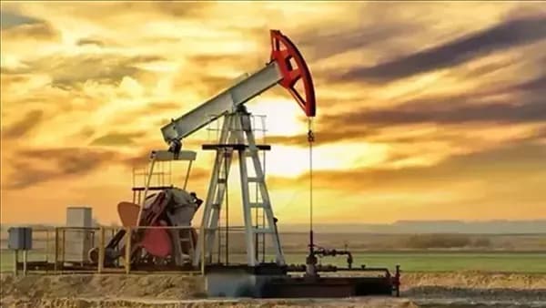 ارتفاع النفط 2% مع تصعيد الشرق الأوسط