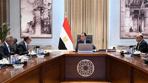 مدبولي يترأس تحضيرات اجتماع عالمي للأعمال