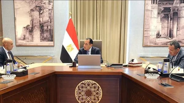 الحكومة تجهز مؤتمر أكتوبر لعرض الإنجازات