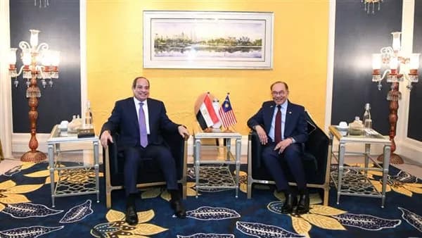 السيسي يشدد على تعزيز التعاون مع ماليزيا