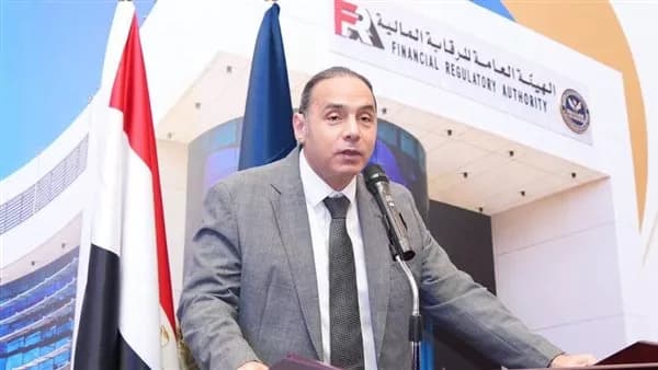 الرقابة المالية توافق على أنشطة غير مصرفية ست شركات