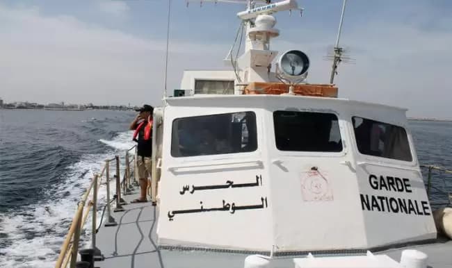 Search ongoing for missing persons after boat sinking