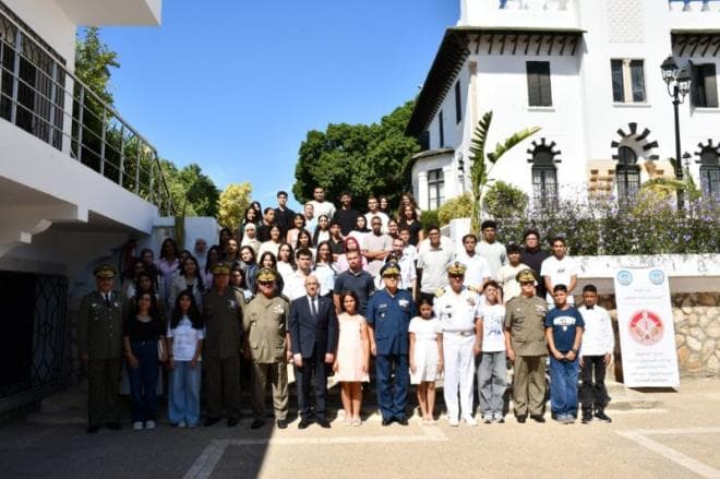 وزارة الدفاع تحتفل بيوم العلم وتكرم المتفوقين
