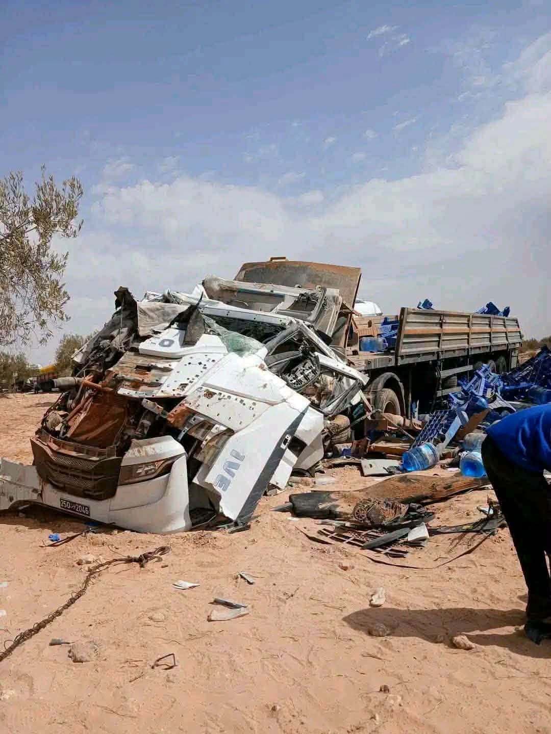انزلاق شاحنة مياه يوقع ثلاثة إصابات في جرجيس