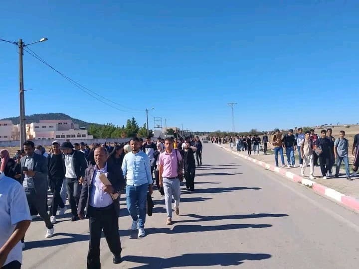 Kasserine Educators Call for Speed Bumps