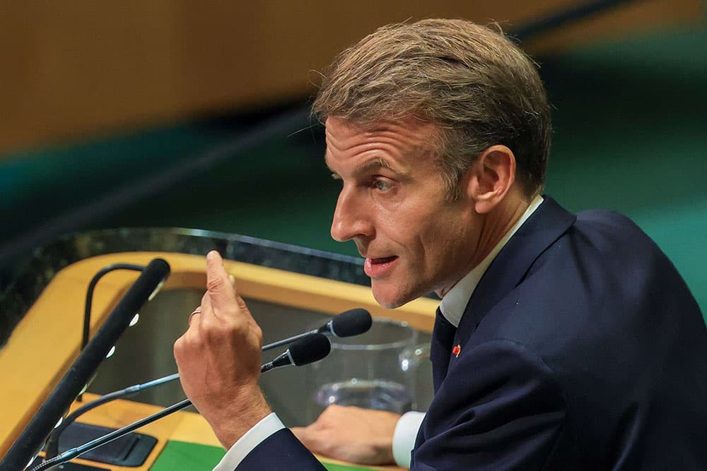 Macron to deploy troops and radars to Yanbu