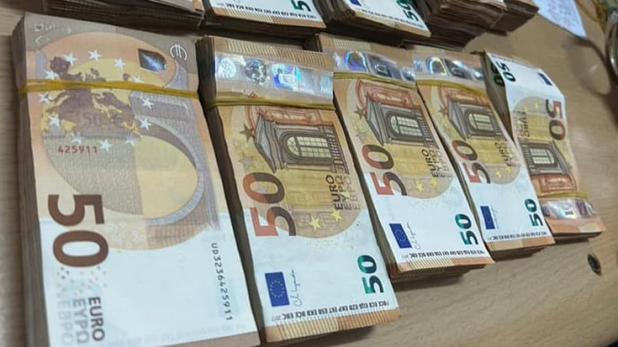 Ras Ajdir Seizes 450,000 Euros in Smuggling Attempt