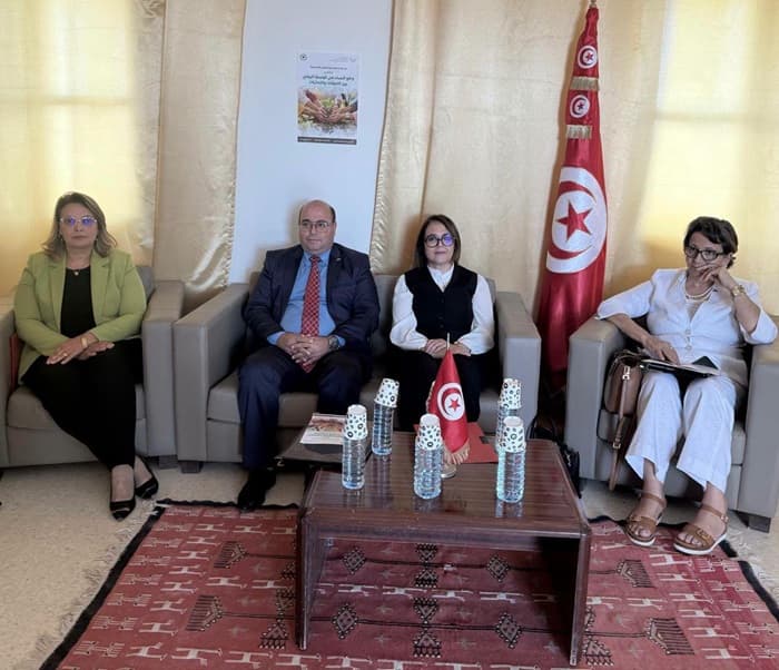 إطلاق خدمة الخط الأخضر لدعم ريادة الأعمال النسائية