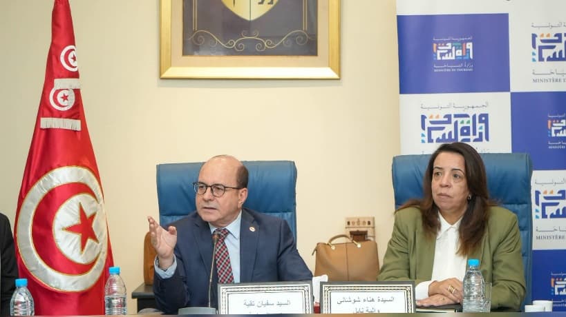 وزارة السياحة تناقش ملف المشاريع المعطلة نابل