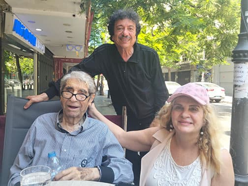 Hamra Street reunion with a legend