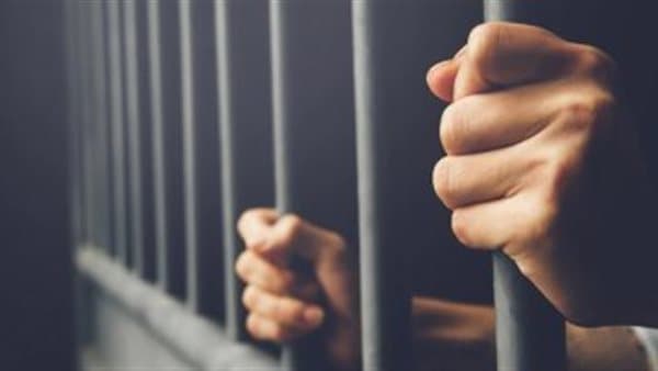 حبس 3 مسؤولين بشركة سفريات في بنها