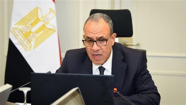 وزارة الخارجية تتابع وضع البحارة المصريين بعد قصف السفينة