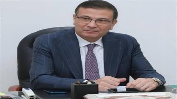 وزير الزراعة يناقش تنمية الثروة الحيوانية والداجنة في أغسطس