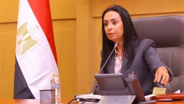وزيرة التضامن تتابع حادث سيناء