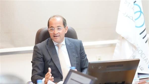 وزير المالية يسهّل الإجراءات في تطبيق الضرائب