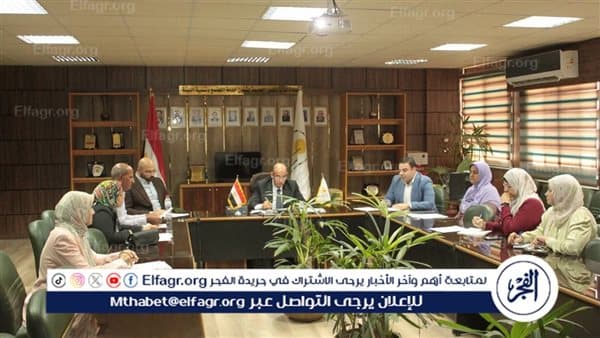 نائب رئيس أسيوط يناقش مكافحة الآفات