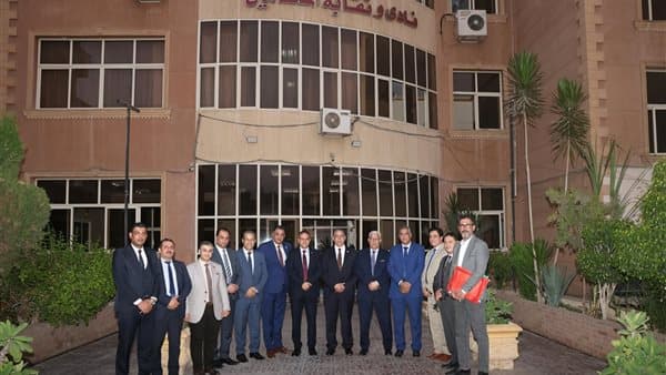 نقيب المحامين يجتمع مع مجلس محامي المحلة