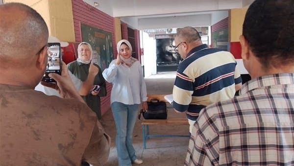 نائب محافظ القليوبية يتفقد مدارس شبرا