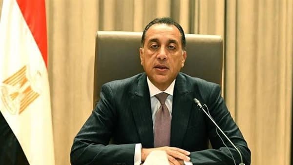 رئيس الوزراء يتفقد مشاريع بكفر الشيخ