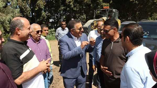 محافظ القليوبية يوجه بإنهاء أعمال طريق شبين طوخ