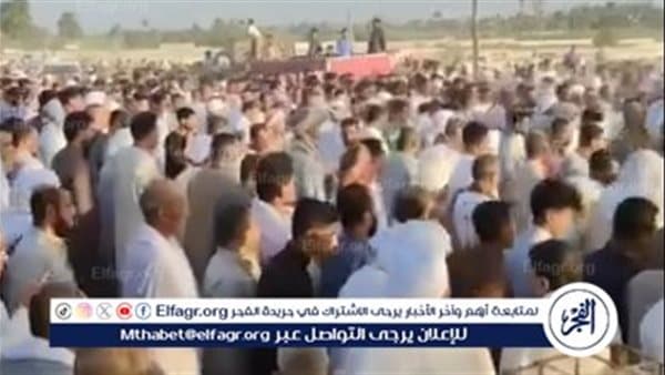 الفيوم يشيع جثمان شاب قتل بسرقته