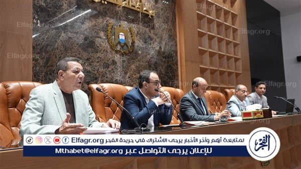 محافظ أسيوط يوجه جهود مشروع حياة كريمة
