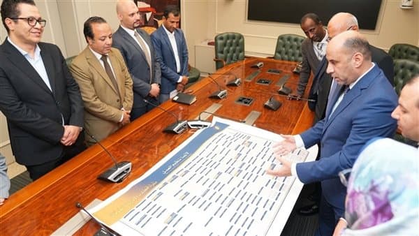 وزير العمل يوقع بروتوكول مع الصندوق الاجتماعي